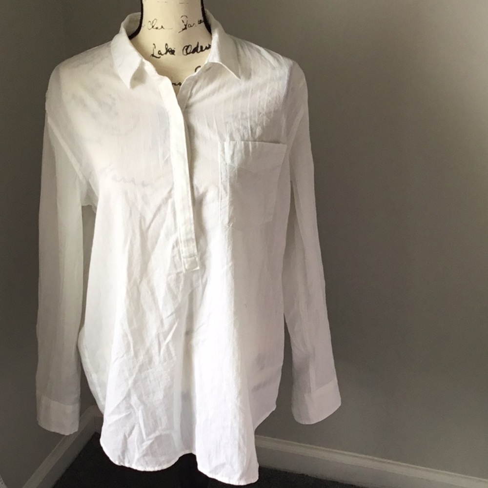 GAP- white long sleeve tunic shirt